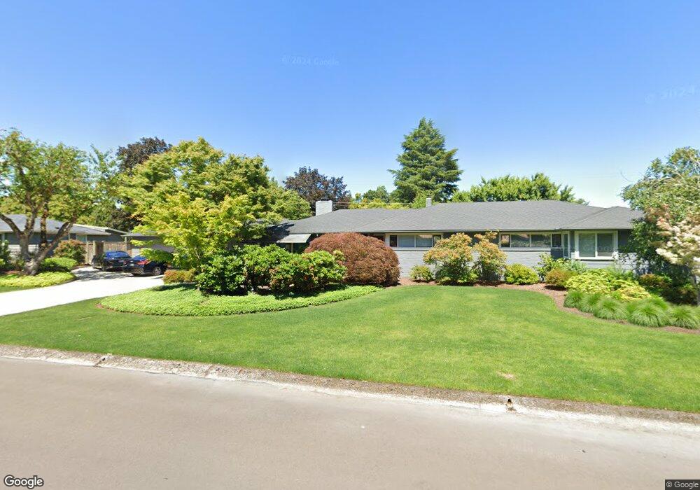 895 Lariat Dr, Eugene, OR 97401 - photo 1