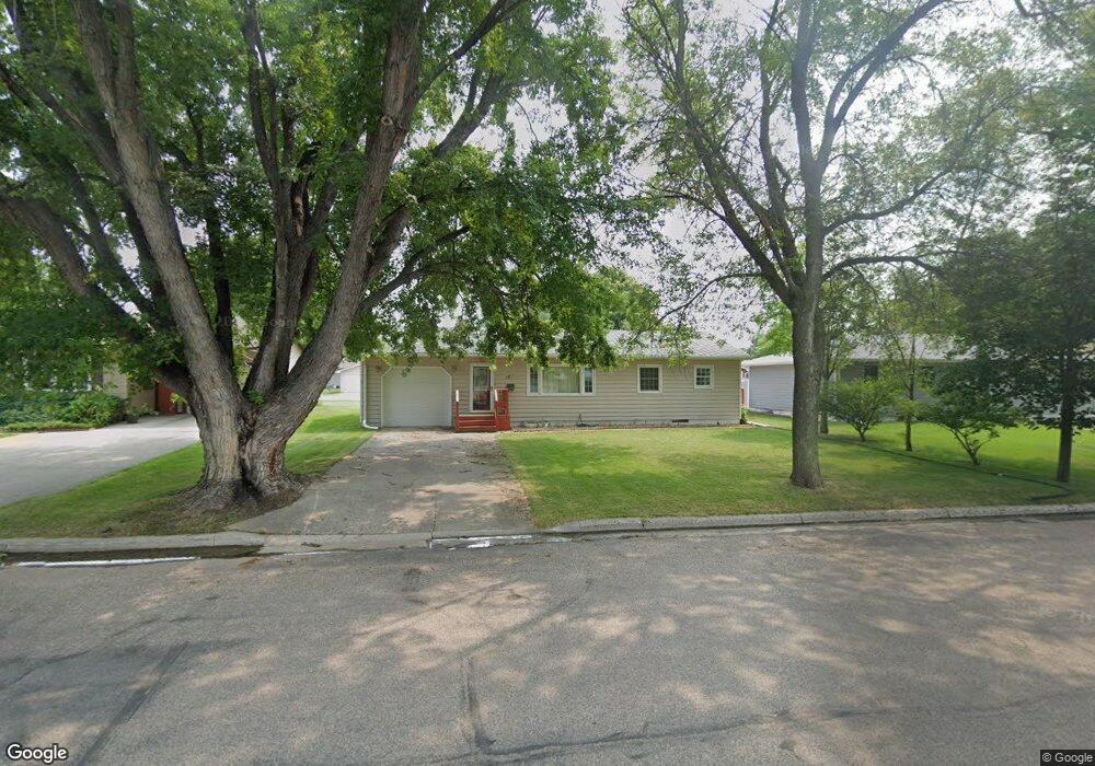 1614 4th Ave NE, Jamestown, ND 58401 - photo 1