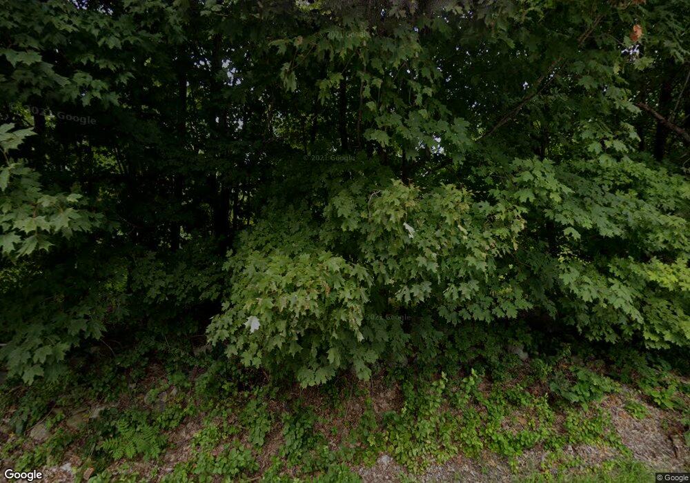 172 Central St, East Hampstead, NH 03826 - photo 1