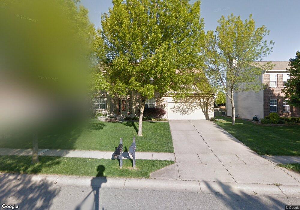 12016 Flagstone Dr, Fishers, IN 46037 - photo 1