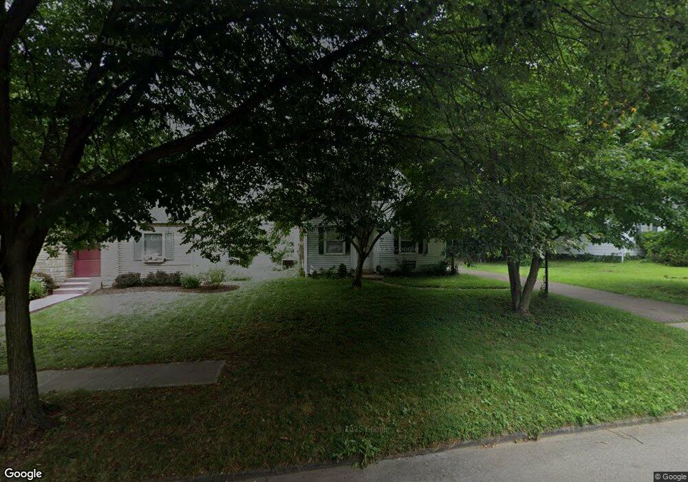 82 E Beaumont Rd, Columbus, OH 43214 - photo 1