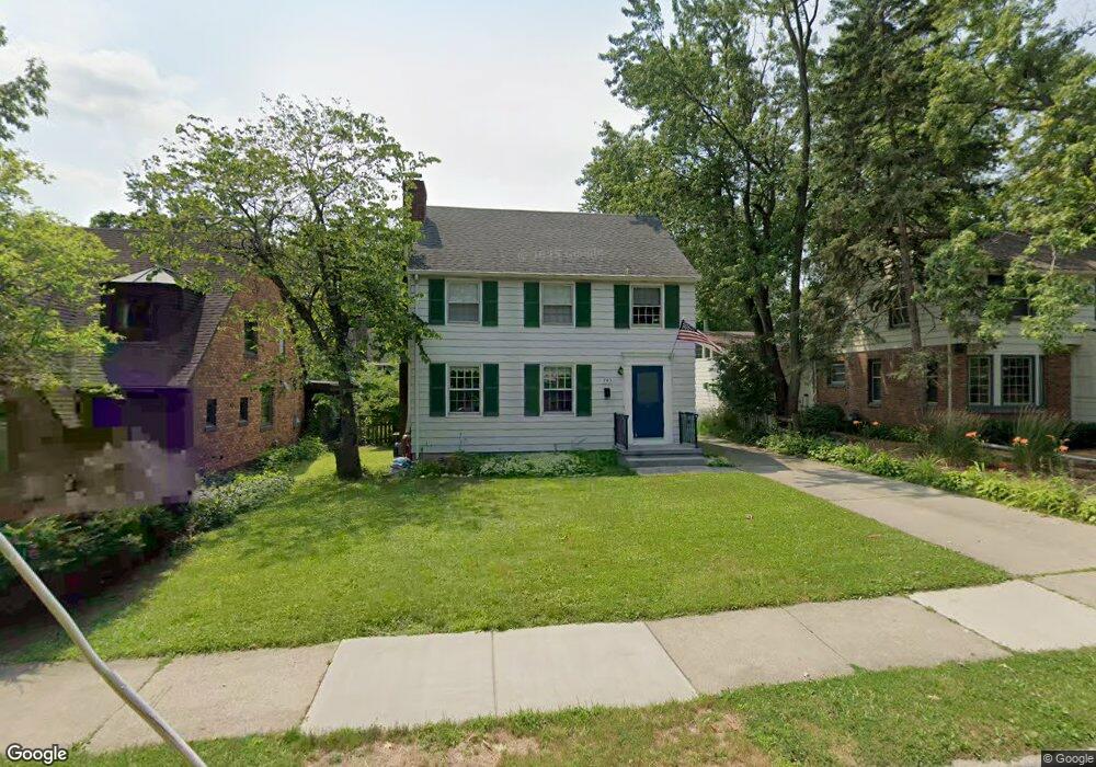 703 W Davis Ave, Ann Arbor, MI 48103 - photo 1