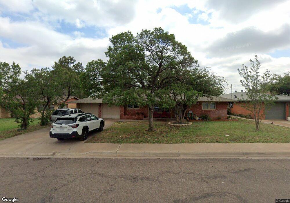 1002 Ainslee St, Midland, TX 79701 - photo 1