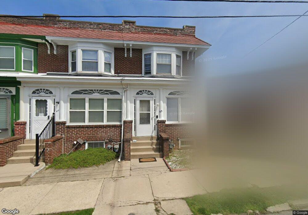 215 N Saint Cloud St, Allentown, PA 18104 - photo 1