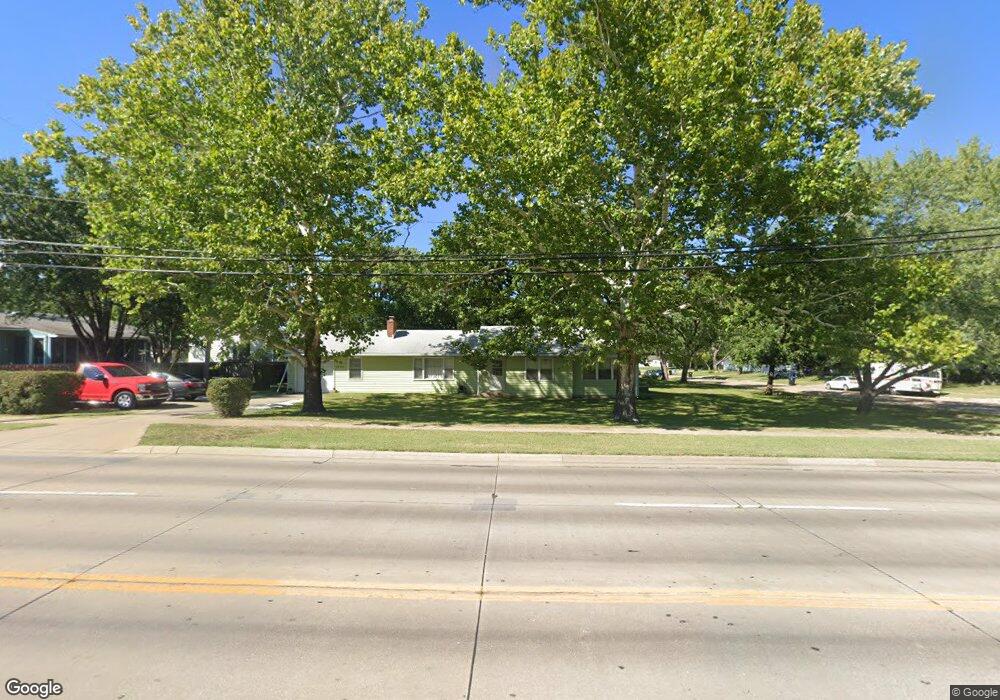 4844 SW 29th St, Topeka, KS 66614 - photo 1