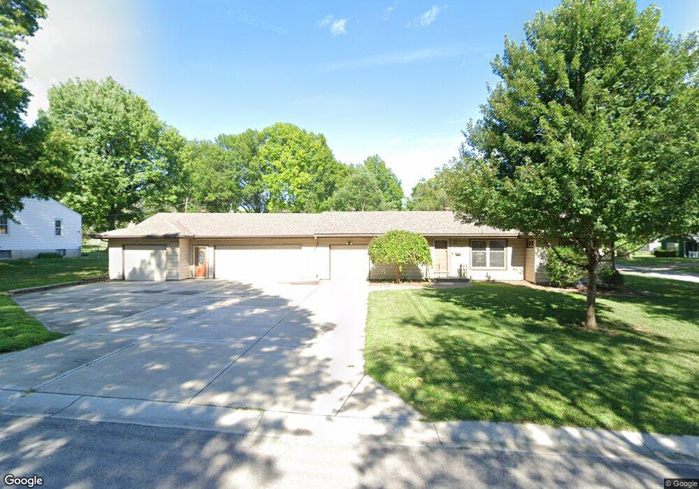 5307 Flint St, Shawnee, KS 66203 - photo 1