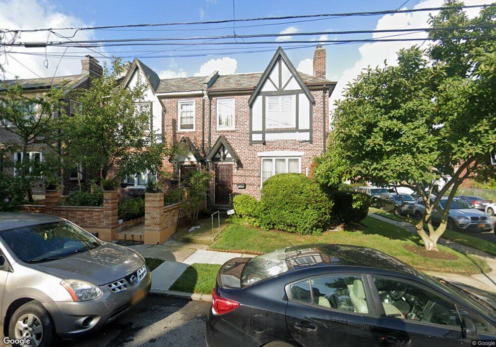 8256 166th St, Jamaica, NY 11432 - photo 1