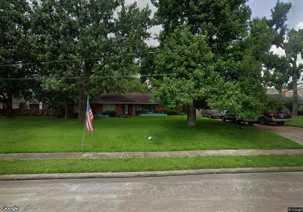 1405 Huge Oaks St, Houston, TX 77055 - photo 1