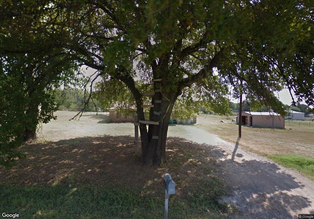 605 Parker St, Azle, TX 76020 - photo 1