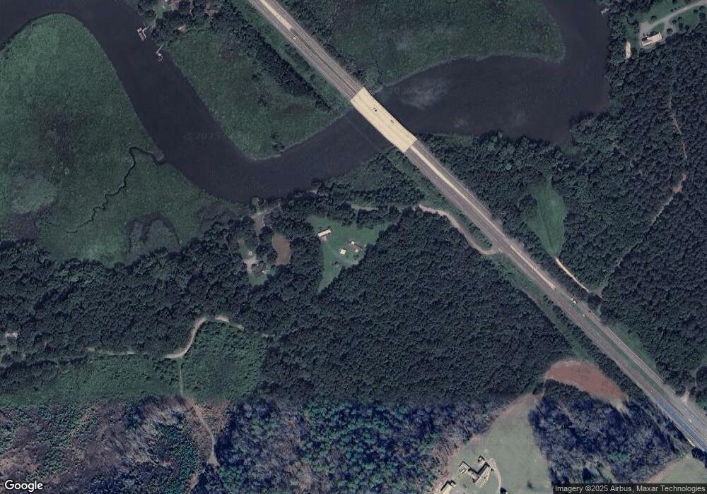 166 Hilltop Ln, Dunnsville, VA 22454 - photo 1