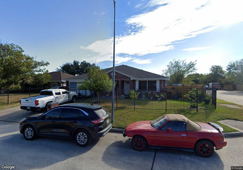 10102 Woodico Dr, Houston, TX 77038 - photo 1