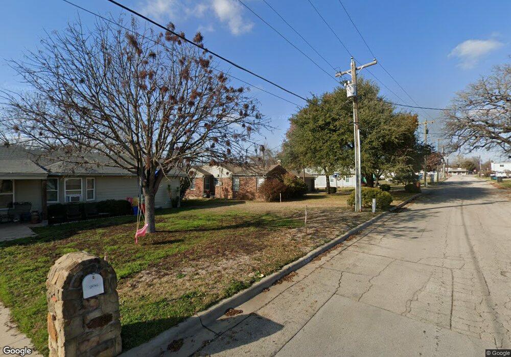 202 S Tower St, Weatherford, TX 76086 - photo 1