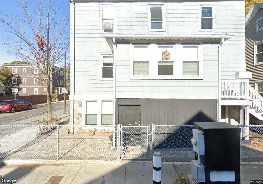 213 Rindge Ave unit 213, Cambridge, MA 02140 - photo 1