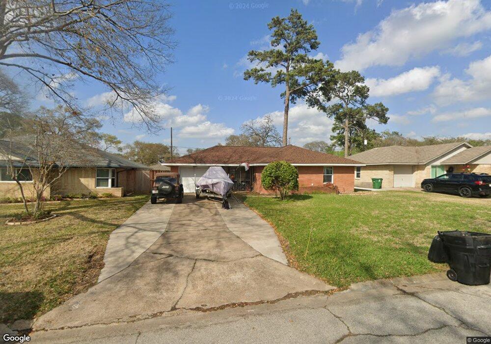 1230 W 30th St, Houston, TX 77018 - photo 1