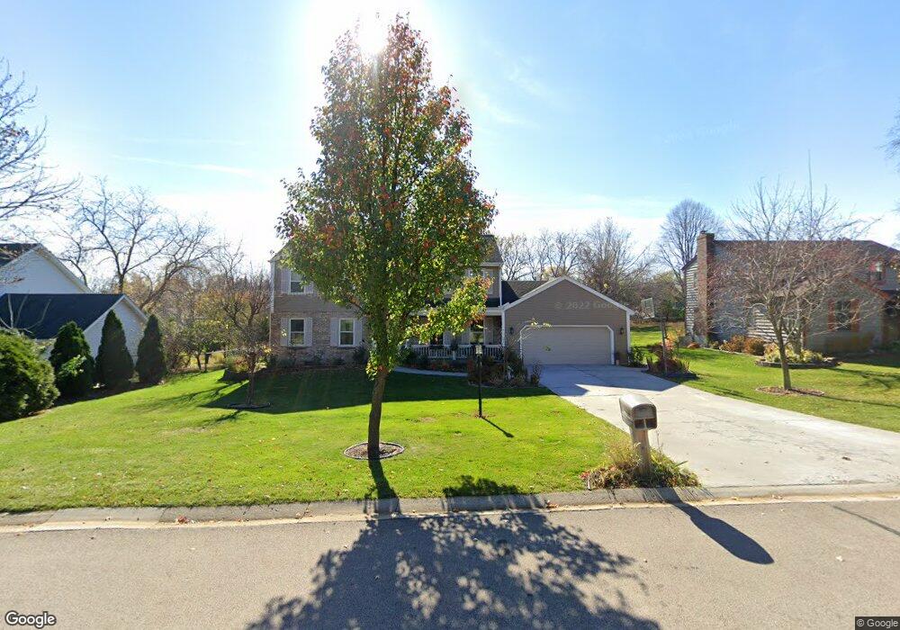 1345 Gaslight Dr, Algonquin, IL 60102 - photo 1