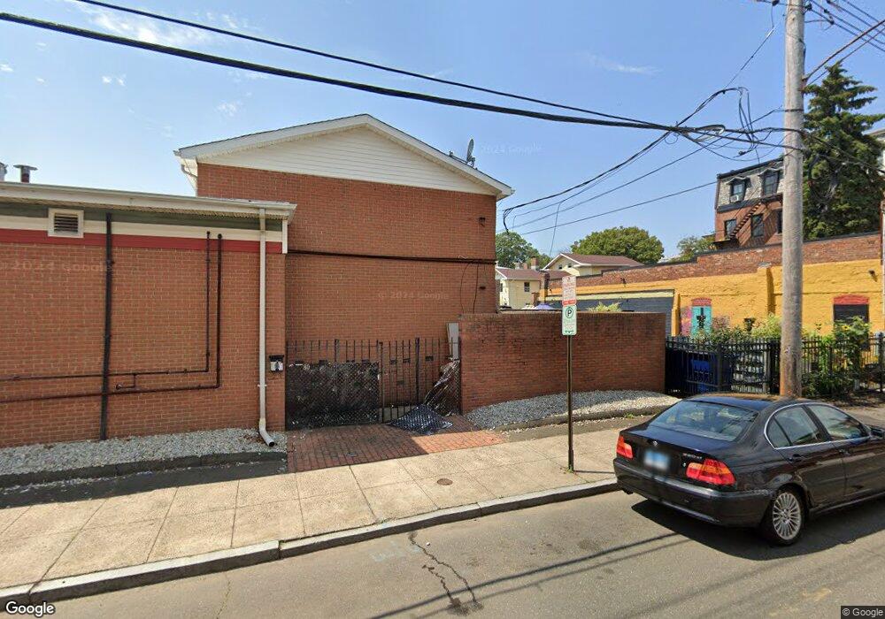 524 Chapel St, New Haven, CT 06511 - photo 1