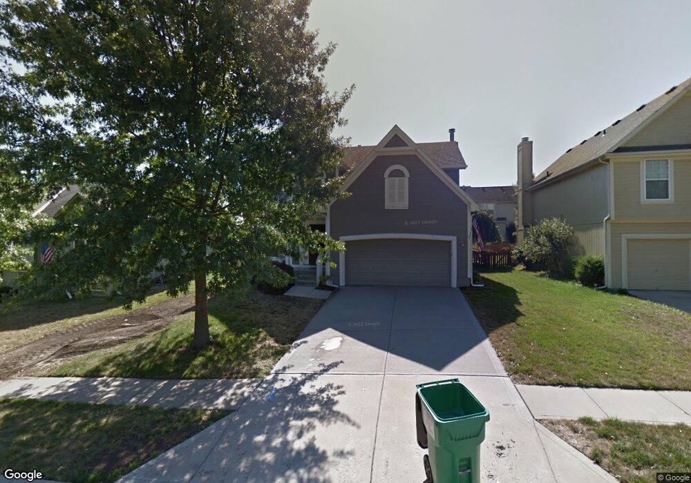 22013 W 51st Ct, Shawnee, KS 66226 - photo 1