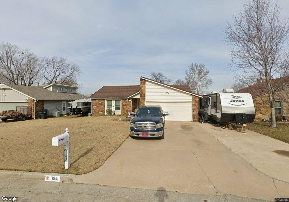 1241 E 139th Place, Glenpool, OK 74033 - photo 1