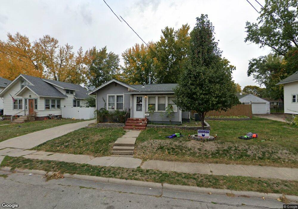 616 S 4th Ave W, Newton, IA 50208 - photo 1