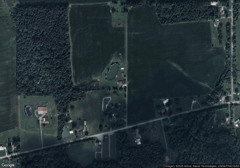 7653 Sandusky Rd, Lima, OH 45801 - photo 1