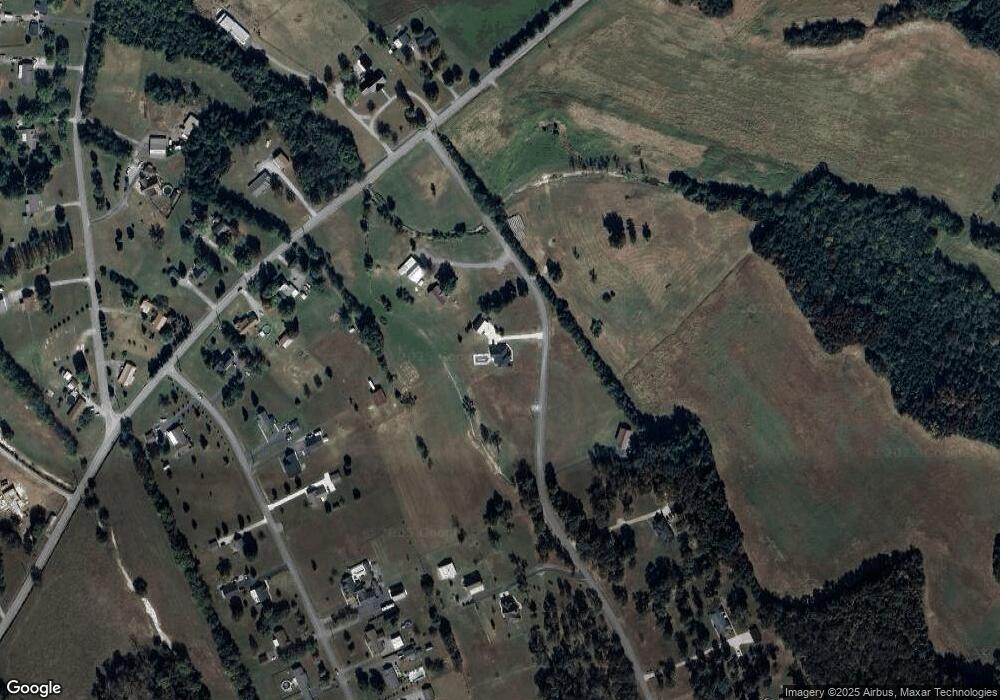 130 Longwood Dr, Shelbyville, TN 37160 - photo 1