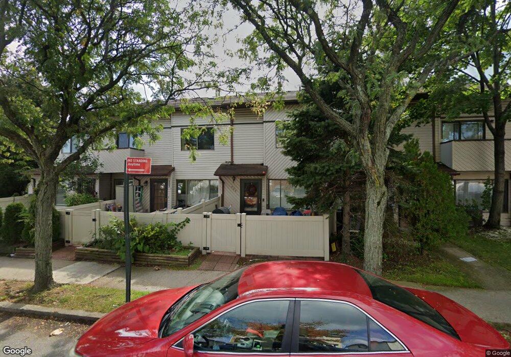 404 Lisk Ave, Staten Island, NY 10303 - photo 1