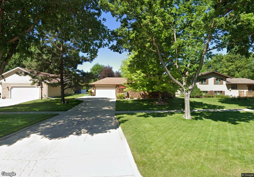 2832 Elm St N, Fargo, ND 58102 - photo 1