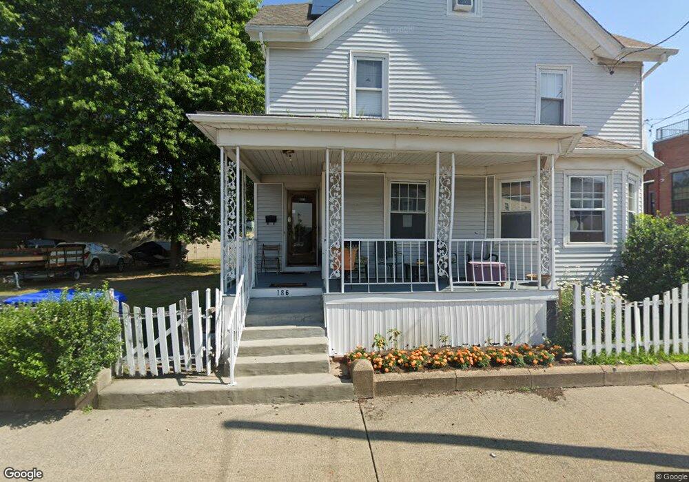 186 Benefit St, Pawtucket, RI 02861 - photo 1