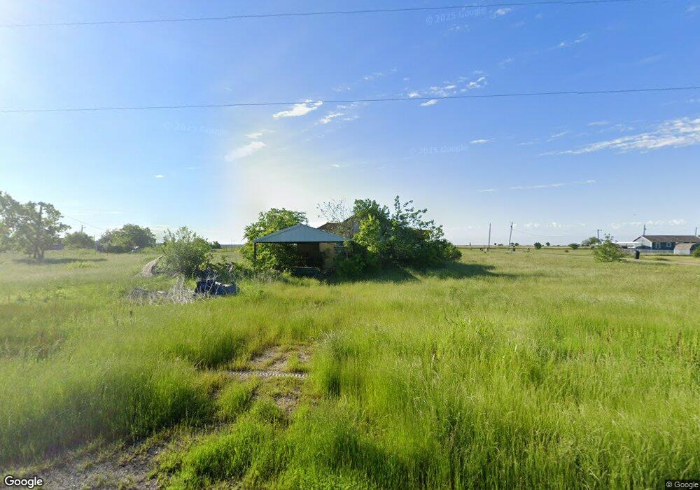 1631 E Plum Ct, Cleburne, TX 76031 - photo 1