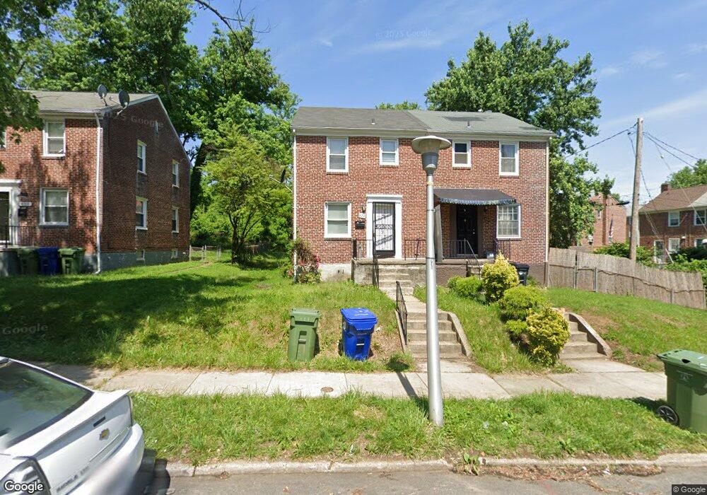 428 S Wickham Rd, Baltimore, MD 21229 - photo 1