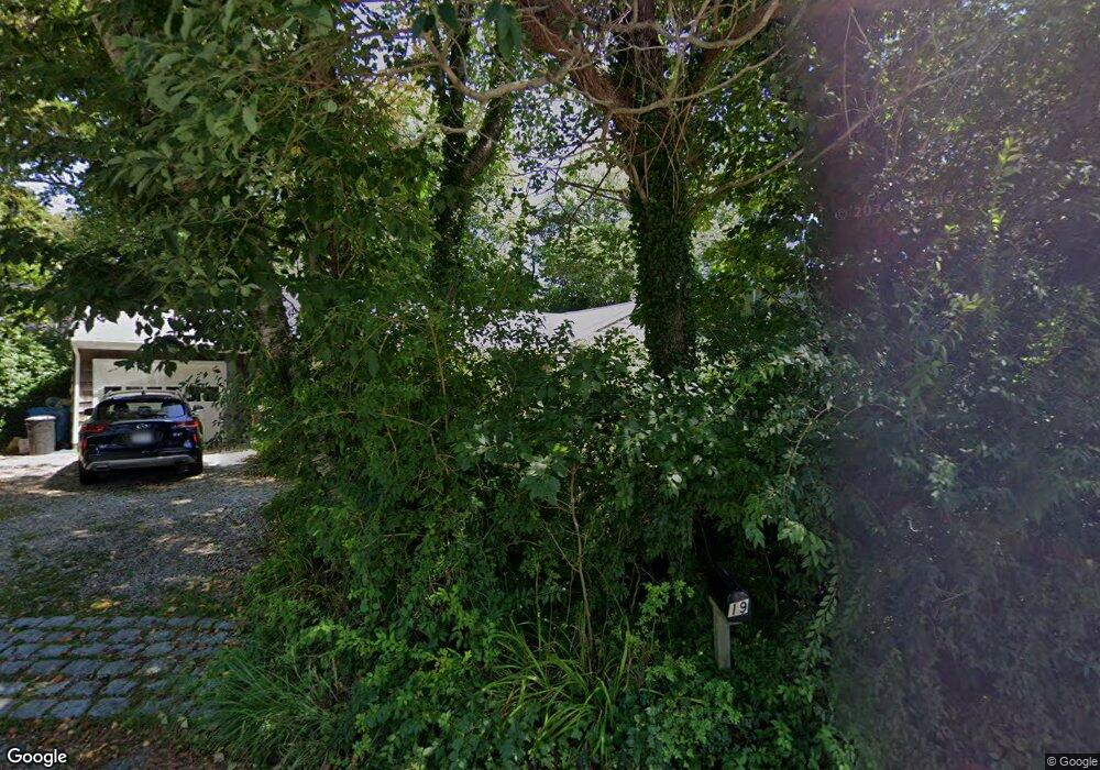 19 Harbor Hill Rd, Falmouth, MA 2543 - photo 1