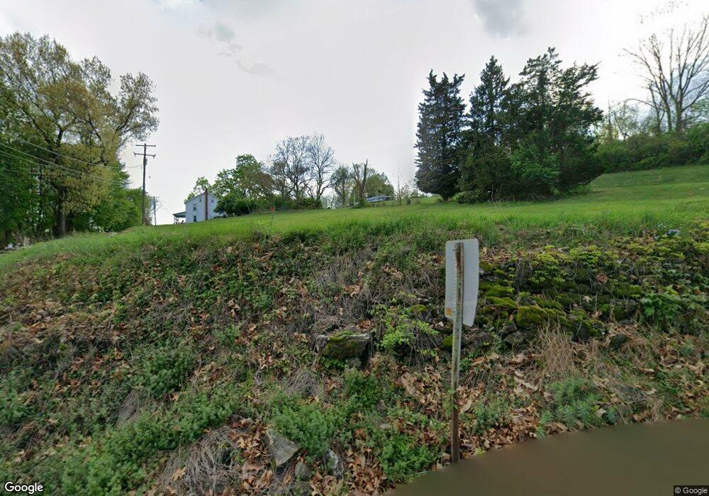 1064 Rick Rd, Reading, PA 19605 - photo 1