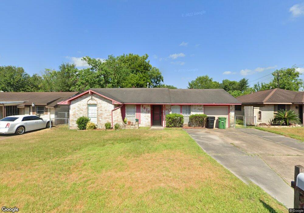 8627 Damascus Dr, Houston, TX 77088 - photo 1