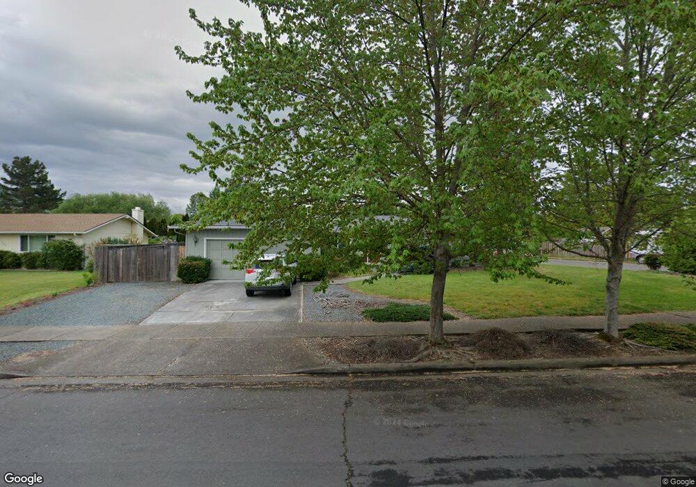 1552 Papago Dr, Medford, OR 97504 - photo 1