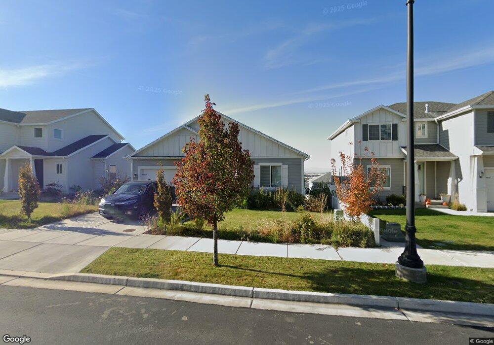 785 N Stallion Dr unit 607, Spanish Fork, UT 84660 - photo 1