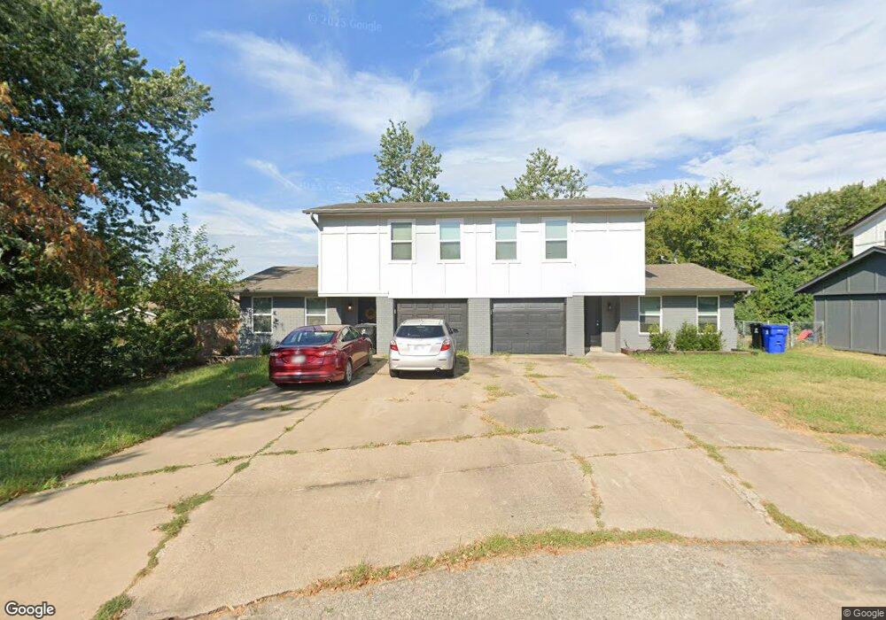 310 S Fern Ave, Broken Arrow, OK 74012 - photo 1