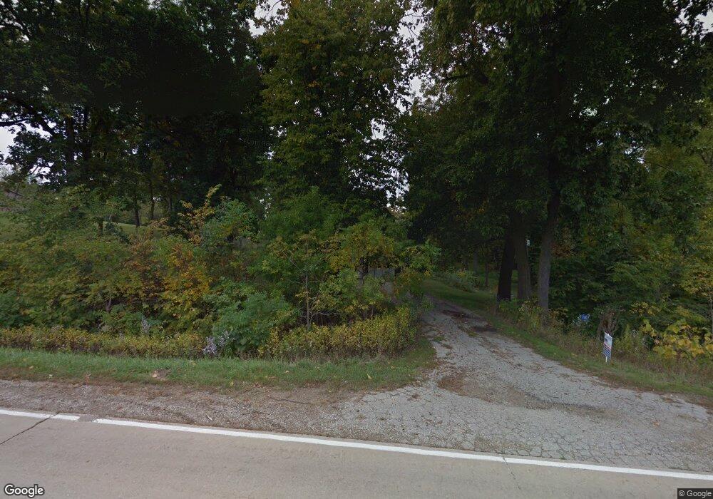 2123 W 28th St N, Newton, IA 50208 - photo 1