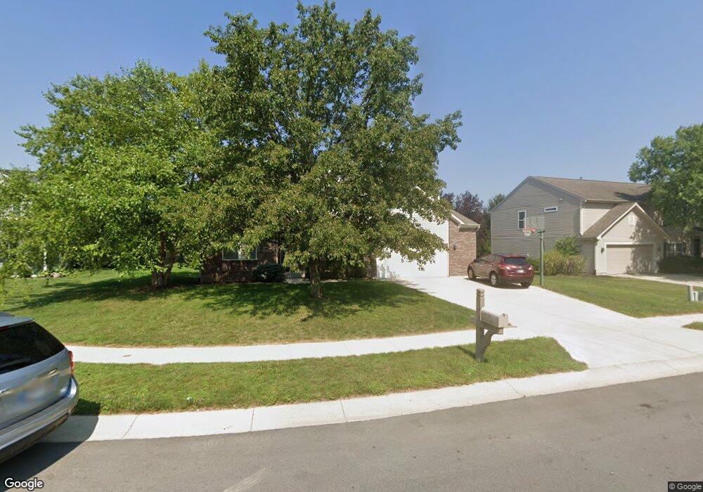 12646 Rams Ct, Fishers, IN 46037 - photo 1