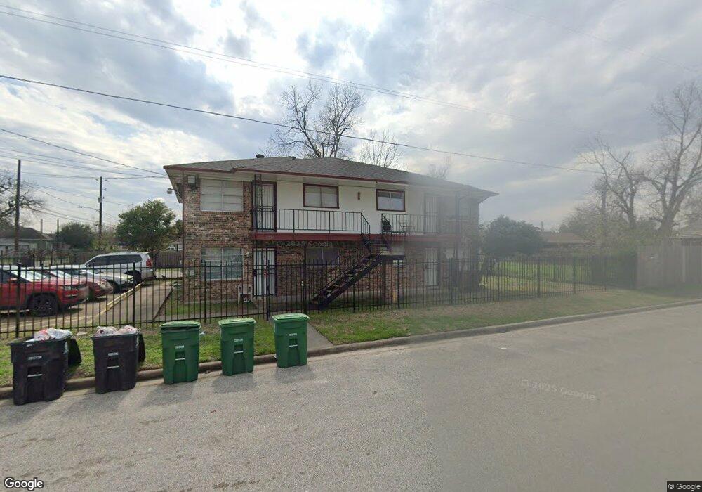 1320 Griffin St, Houston, TX 77009 - photo 1