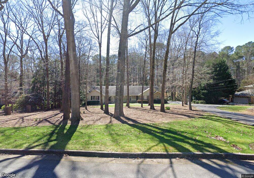 5669 Redcoat Run, Stone Mountain, GA 30087 - photo 1