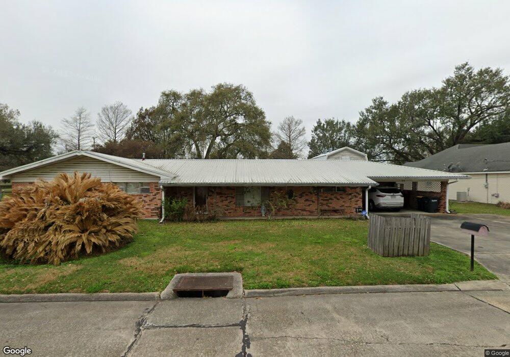 514 Robert s Dr, New Iberia, LA 70560 - photo 1