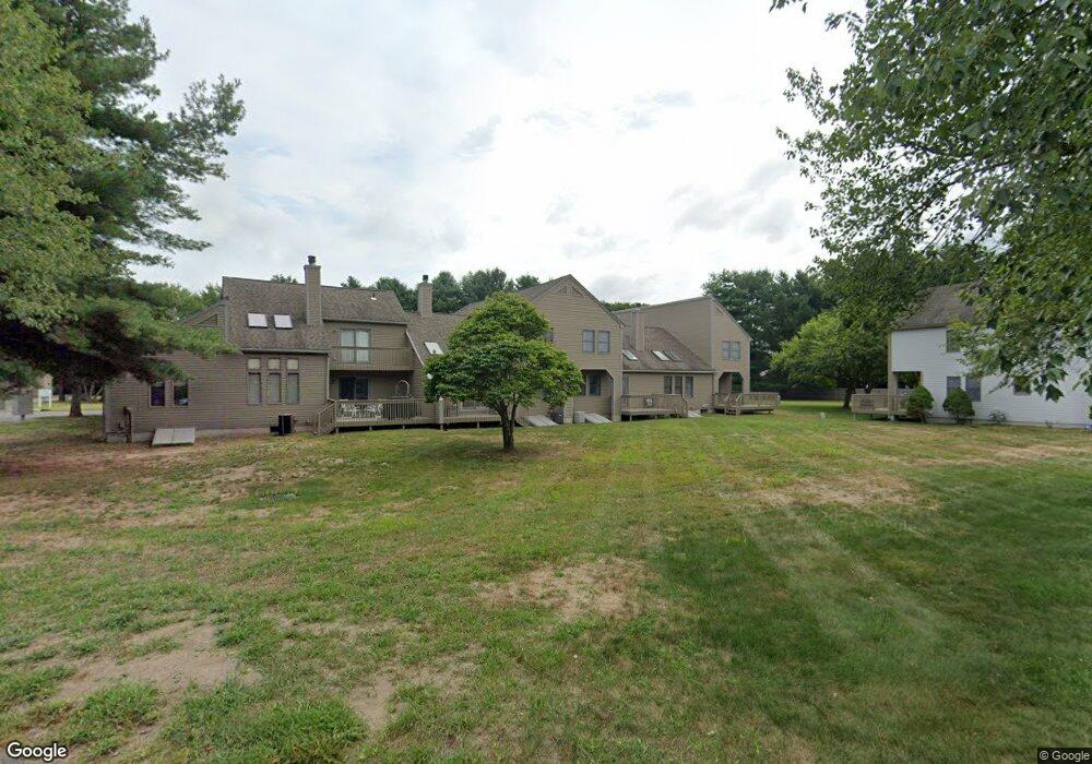 12 Elm Meadows, Enfield, CT 06082 - photo 1