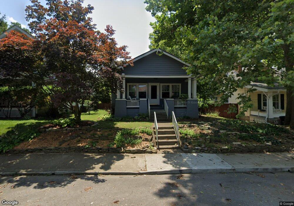 123 W Kenworth Rd, Columbus, OH 43214 - photo 1