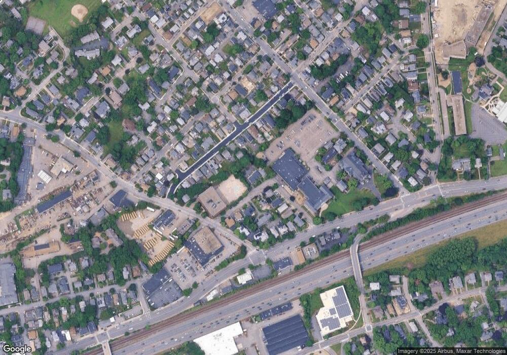 35 Lenglen Rd unit 35, Newton, MA 02458 - photo 1