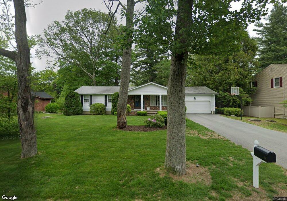 16 Greenbrier Rd, Greenville, RI 02828 - photo 1