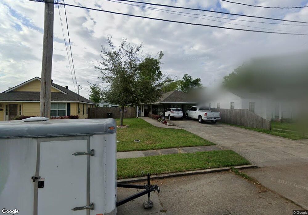 624 10th St, Lake Charles, LA 70601 - photo 1
