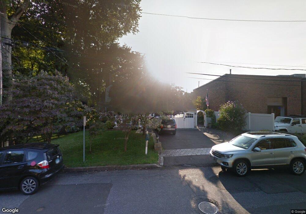 26 Ferris Dr, Old Greenwich, CT 06870 - photo 1