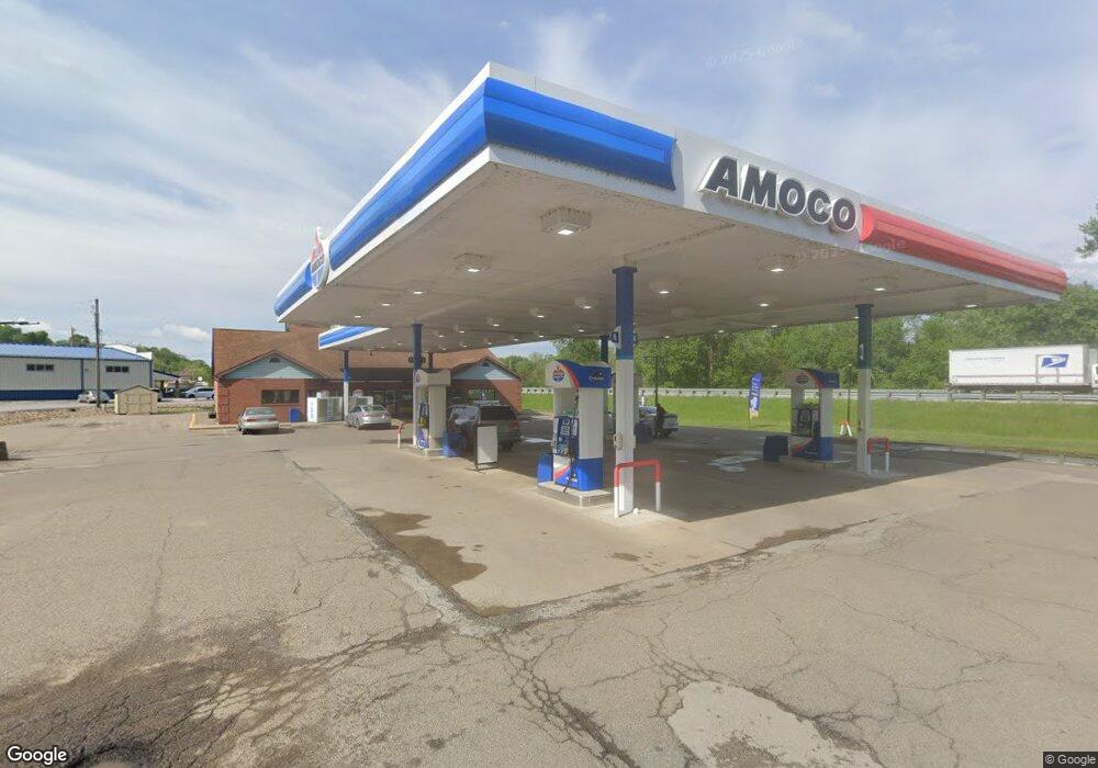 310 S Whitewoman St, Coshocton, OH 43812 - photo 1