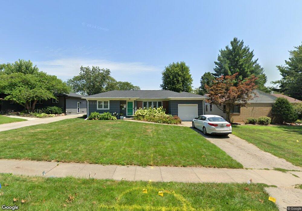 817 17th St, West Des Moines, IA 50265 - photo 1