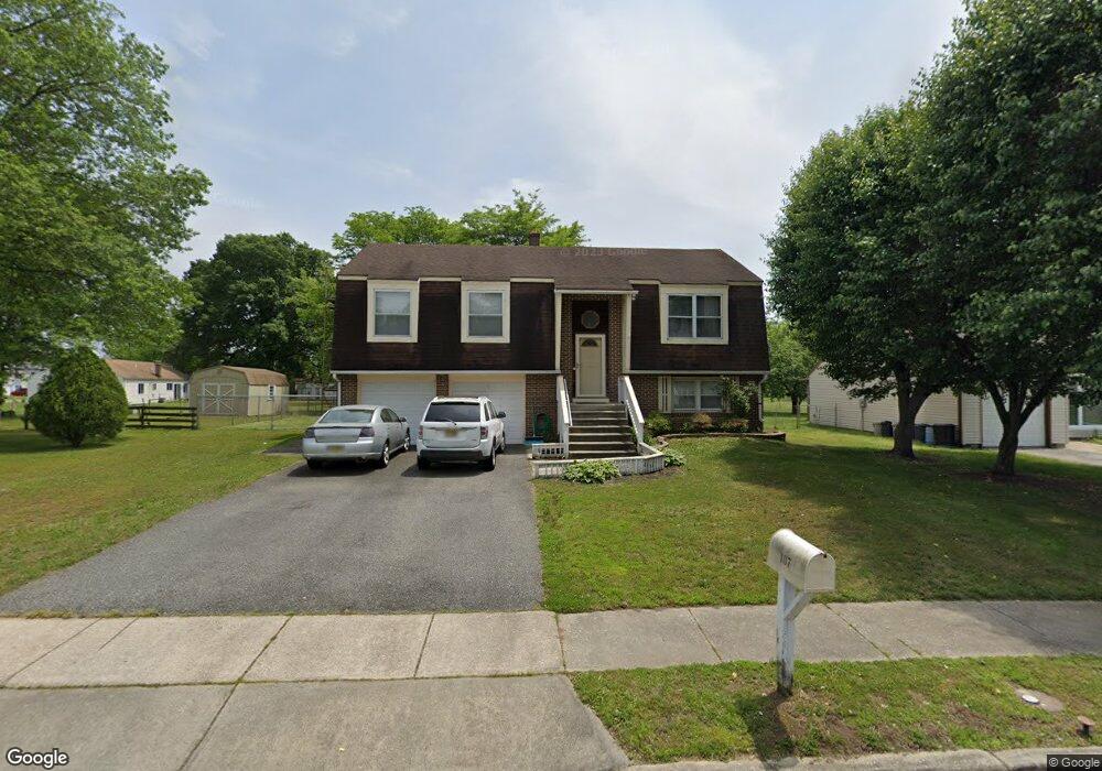 107 Lupine Ln, Penns Grove, NJ 08069 - photo 1